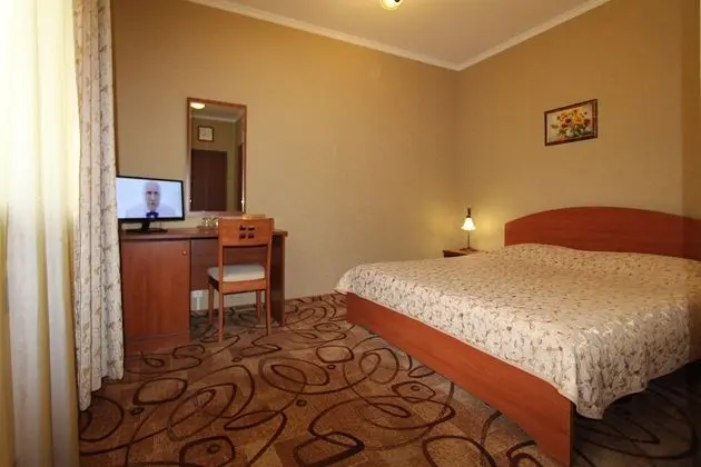 Standard Tek Büyük veya İki Ayrı Yataklı Oda