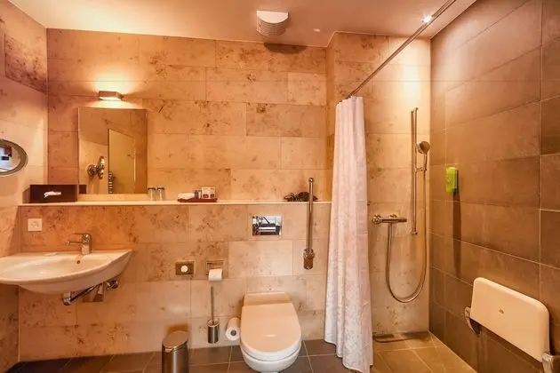 Boutique Queen Room