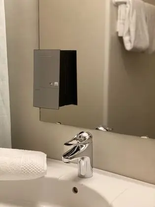 Economy Tek Büyük Yataklı Oda