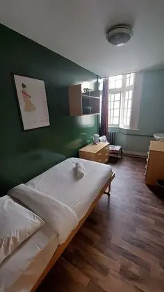 Basic Tek Kişilik Oda, Ortak Banyo