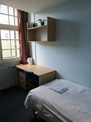 Basic Tek Kişilik Oda, Ortak Banyo