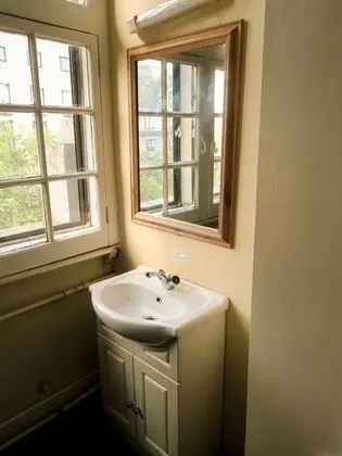 Basic Tek Kişilik Oda, Ortak Banyo