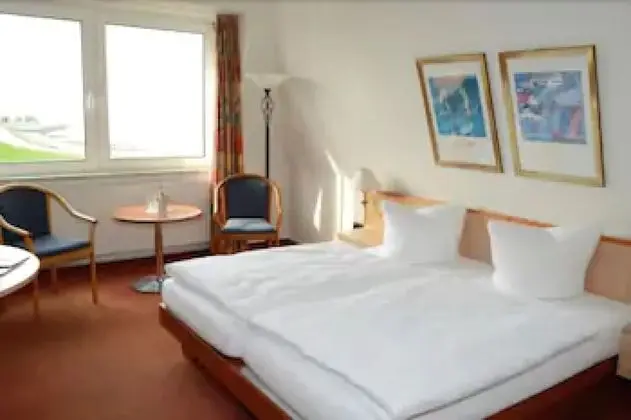 Basic Tek Büyük Yataklı Oda