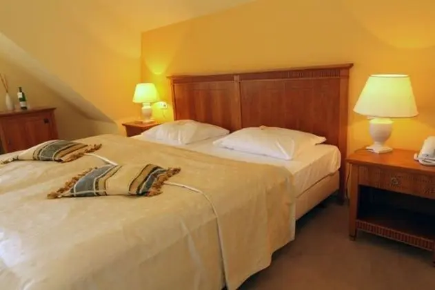 Büyük Yataklı Tek Kişilik Oda, Sigara İçilmez