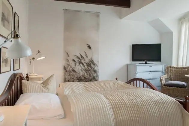 Tek Büyük Yataklı Oda