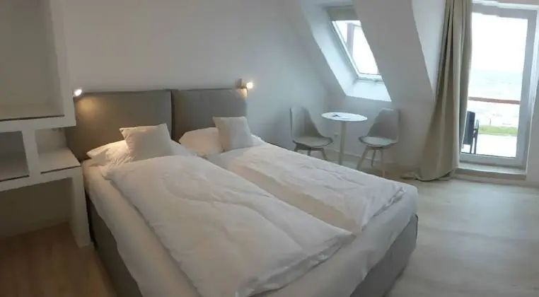 Tek Büyük Yataklı Oda, Balkon, Deniz Manzaralı