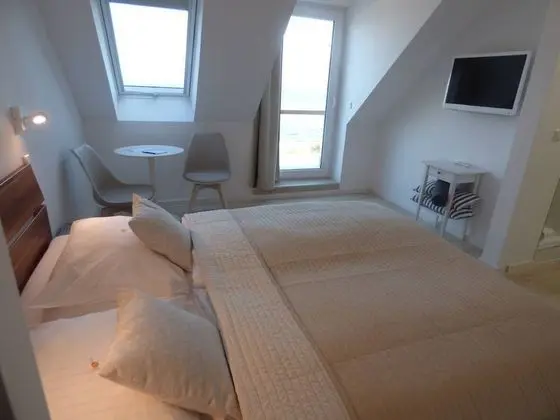 Tek Büyük Yataklı Oda, Balkon, Deniz Manzaralı