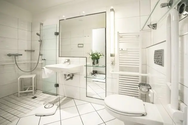 Comfort Tek Büyük Yataklı Oda, Balkon, Deniz Manzaralı