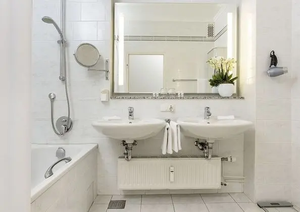 Comfort Tek Büyük Yataklı Oda, Balkon, Deniz Manzaralı