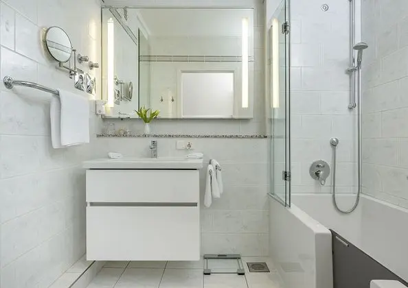 Comfort Tek Büyük Yataklı Oda, Balkon, Deniz Manzaralı