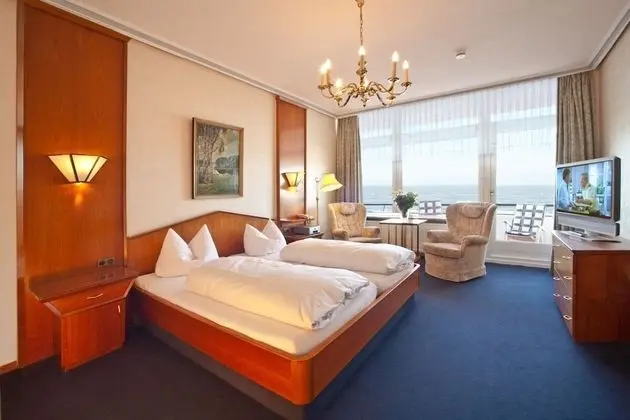 Tek Büyük Yataklı Oda, Balkon, Deniz Manzaralı