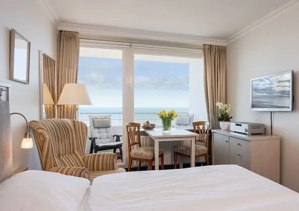 Tek Büyük Yataklı Oda, Balkon, Deniz Manzaralı