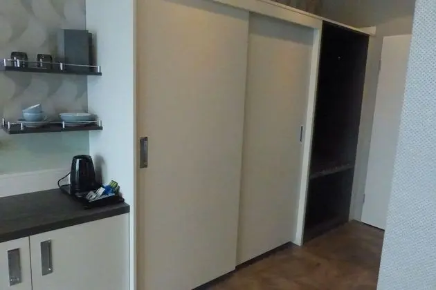 Tek Büyük Yataklı Oda, Balkon