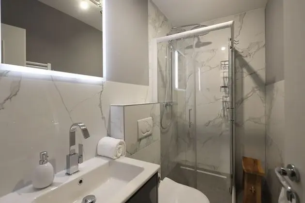 Exclusive Apart Daire, Özel Banyo (Strand-Loft)