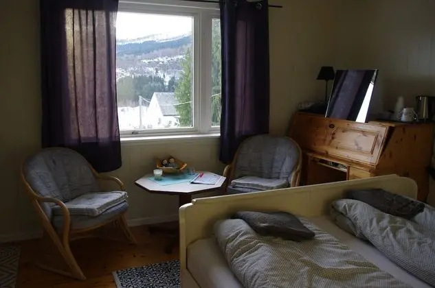 Standard Oda, 1 En Büyük (King) Boy Yatak