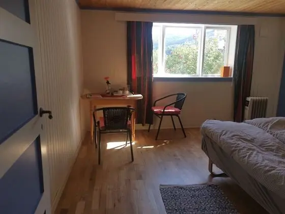 Tek Büyük Yataklı Oda, Bahçe Manzaralı