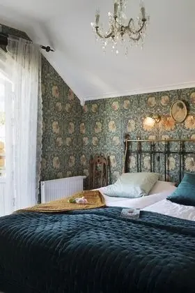 Romantic Tek Büyük Yataklı Oda