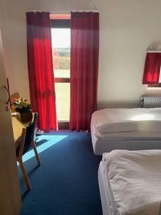 Basic Tek Büyük Yataklı Oda