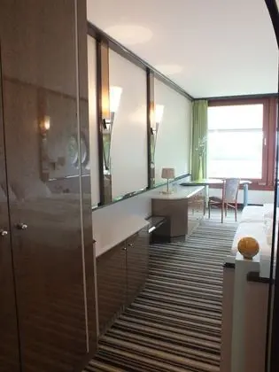 Basic Tek Büyük Yataklı Oda