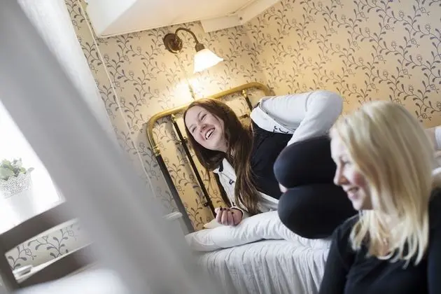 1-6 People Bedroom