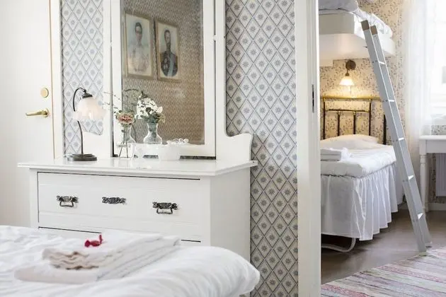 1-6 People Bedroom