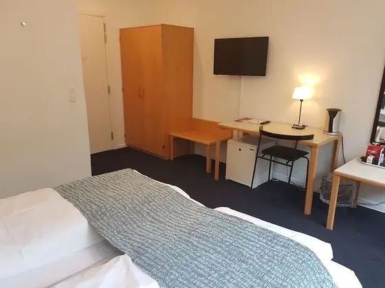 Standard Tek Büyük Yataklı Oda