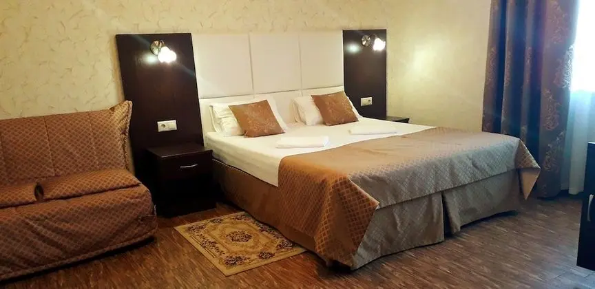 Standard Dört Kişilik Oda, 1 Çift Kişilik Yatak ve Çekyat, Sigara İçilmez