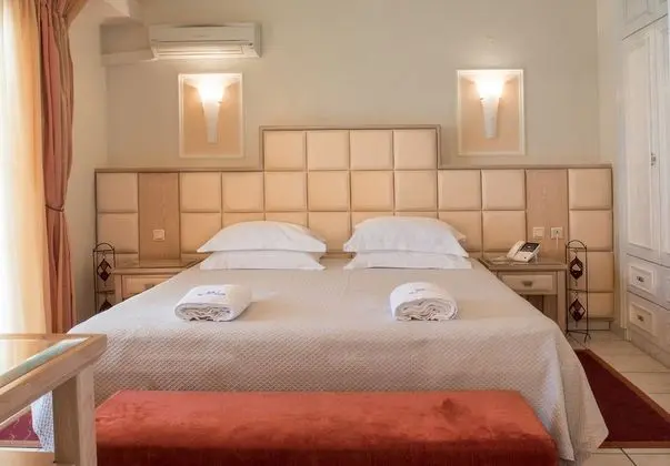 Deluxe Stüdyo Süit, Sıcak Su Küveti