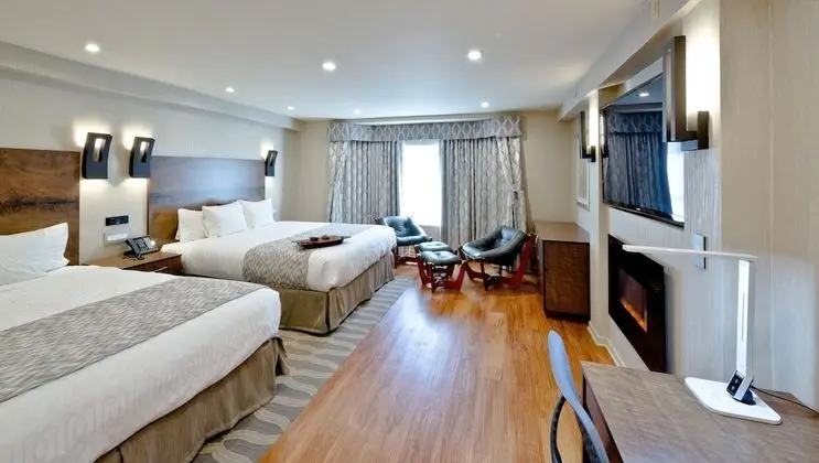Deluxe Oda, 2 Büyük (Queen) Boy Yatak (Two Queen Bed Non-Smoking Room)