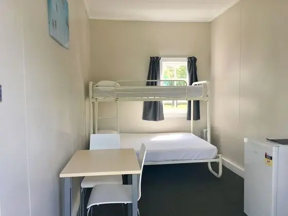 Standard Kulübe (Bedding not provided)
