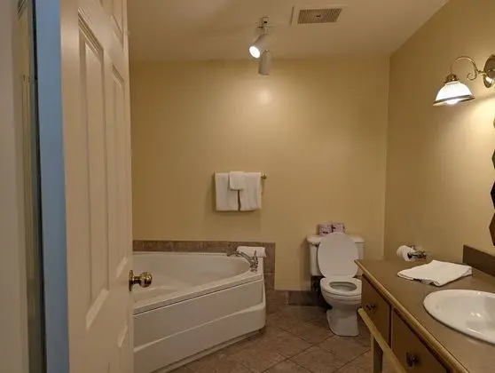 Double Queens Room