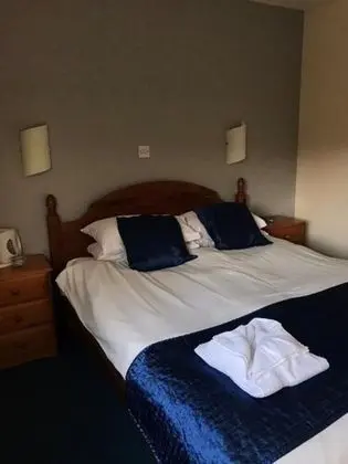 Standard Tek Büyük Yataklı Oda