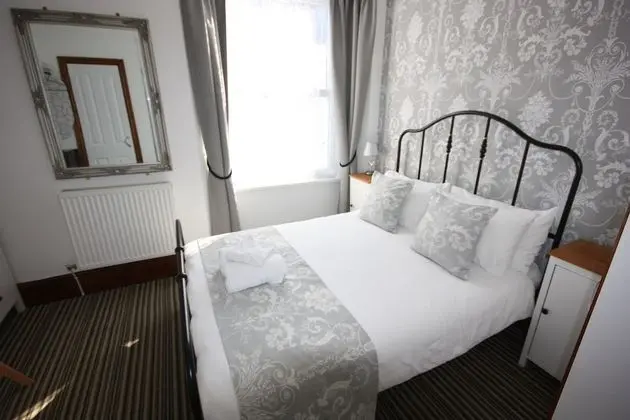 Tek Büyük Yataklı Oda (Cosy Double Second Floor)
