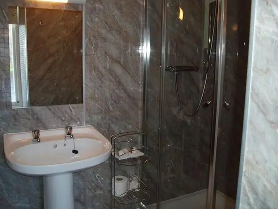 Premier Tek Büyük Yataklı Oda