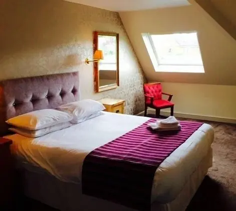 Tek Büyük Yataklı Oda