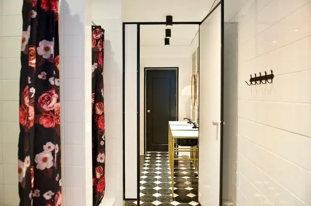 Ortak Ranzalı Oda, Karma Ranzalı Oda (8 beds)