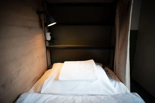 Ortak Ranzalı Oda, Sadece erkekler için