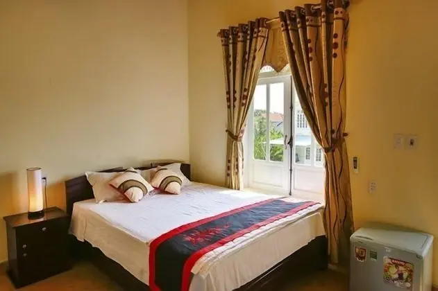 Tek Büyük Yataklı Oda, Balkon
