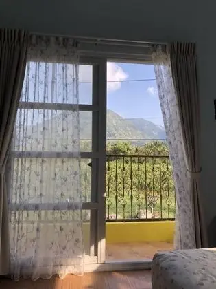 Tek Büyük Yataklı Oda, Dağ Manzaralı