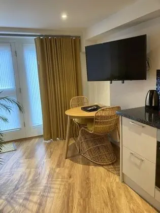 Apart Daire, Banyolu/Duşlu, Bahçe Manzaralı