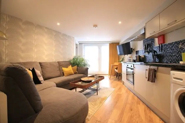 Apart Daire, Banyolu/Duşlu, Bahçe Manzaralı