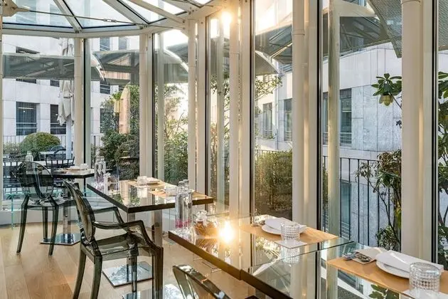 Design Tek Büyük Yataklı Oda, 1 En Büyük (King) Boy Yatak