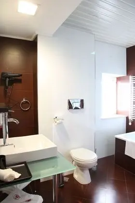 Small Deluxe Room