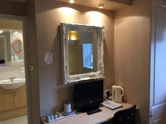 Standard Tek Büyük Yataklı Oda, Banyolu/Duşlu