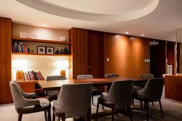 Süit, 1 Yatak Odası (Dining Area Top Floor)