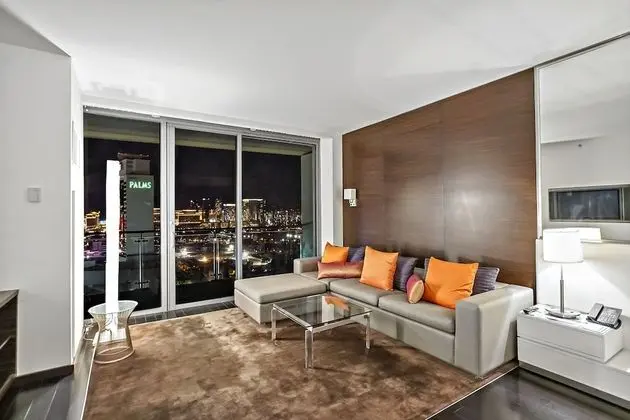 Studio Apartment with View