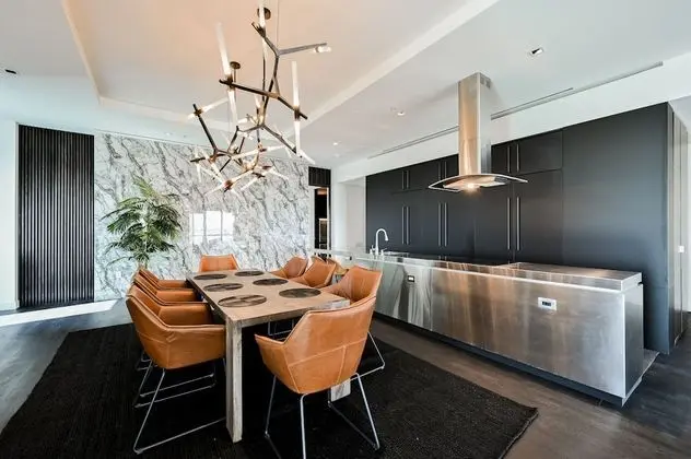 Two-Bedroom Penthouse with Private Jacuzzi