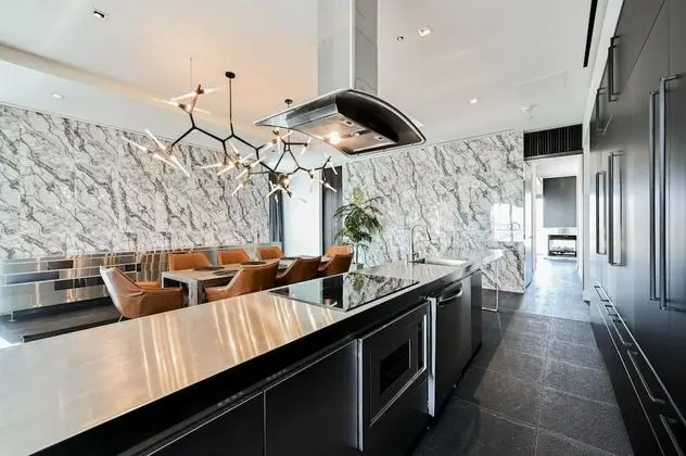 Two-Bedroom Penthouse with Private Jacuzzi