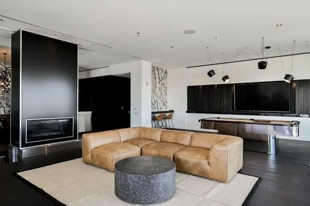 Two-Bedroom Penthouse with Private Jacuzzi