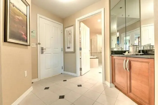 Studio Apartment with Balcony